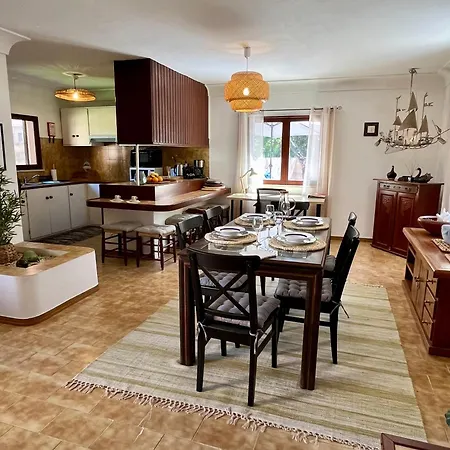 Green Paradise 2room Pool/garden/grill/park Ferienhaus *
