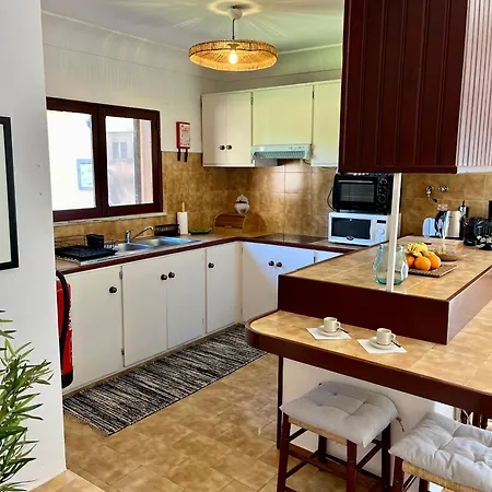 Green Paradise 2room Pool/garden/grill/park * 拉哥斯