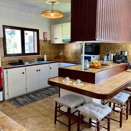 Green Paradise 2room Pool/garden/grill/park *